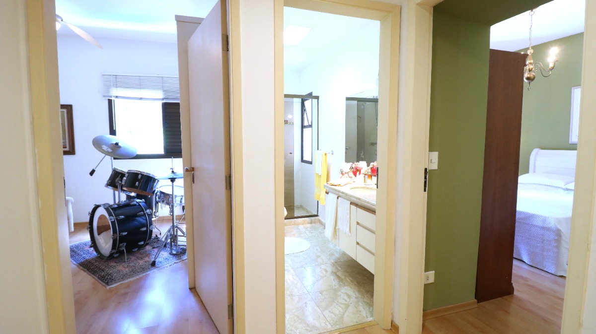 Apartamento à venda com 3 quartos, 200m² - Foto 20