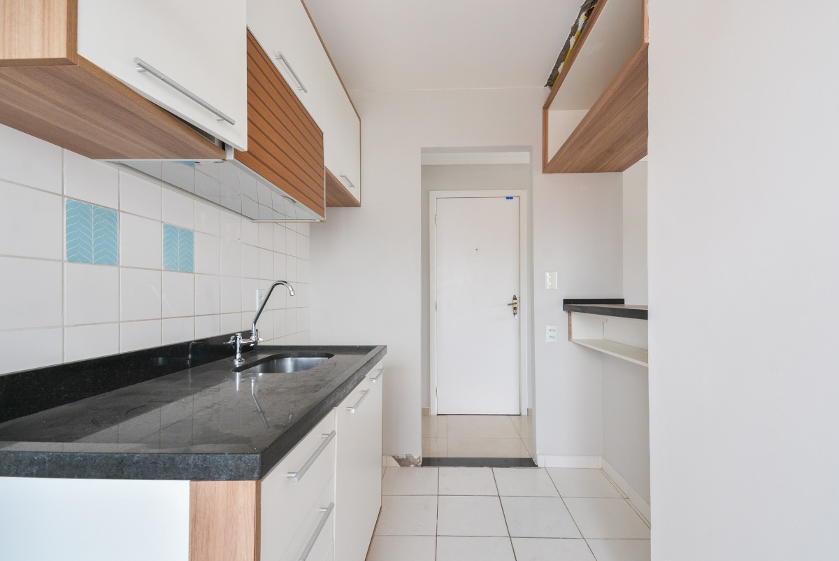 Apartamento à venda com 2 quartos, 57m² - Foto 12