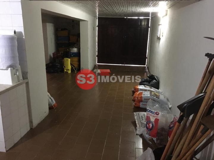 Casa à venda com 3 quartos, 180m² - Foto 9