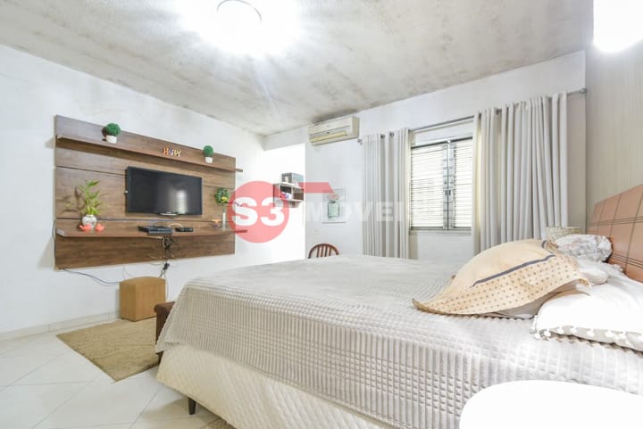 Casa à venda com 4 quartos, 194m² - Foto 43