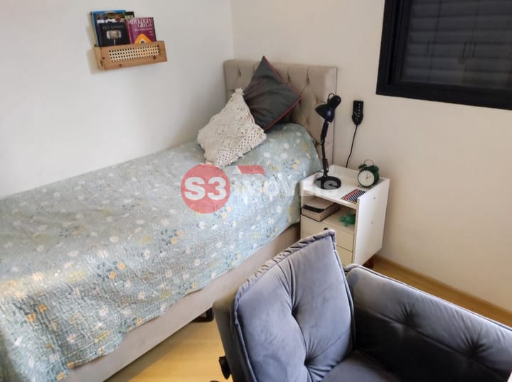 Apartamento à venda com 2 quartos, 64m² - Foto 17