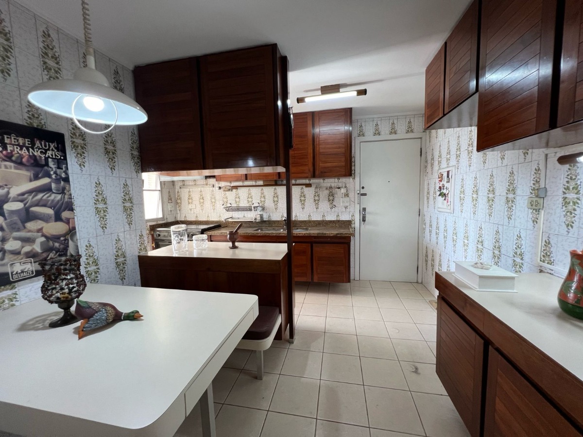 Apartamento à venda com 3 quartos, 126m² - Foto 10