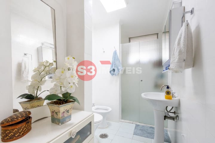 Apartamento à venda com 3 quartos, 168m² - Foto 7