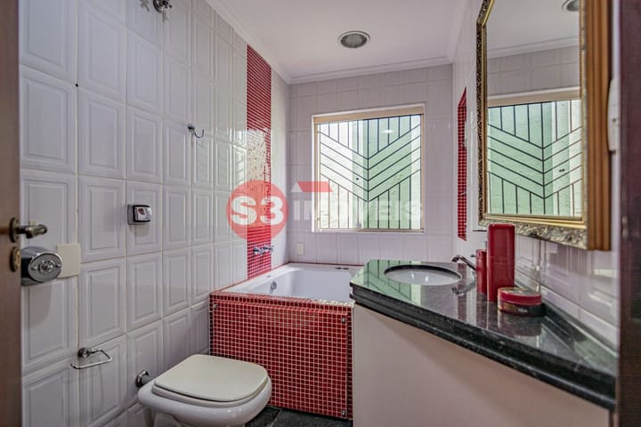 Casa à venda com 3 quartos, 250m² - Foto 40