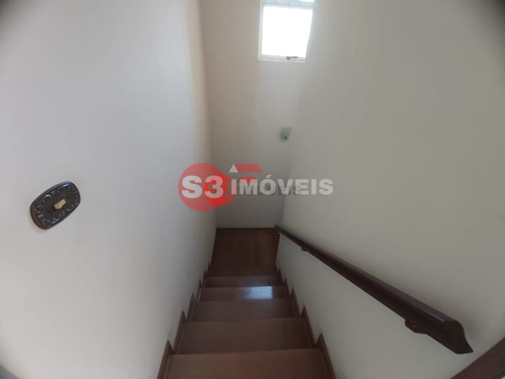 Casa à venda com 3 quartos, 245m² - Foto 10