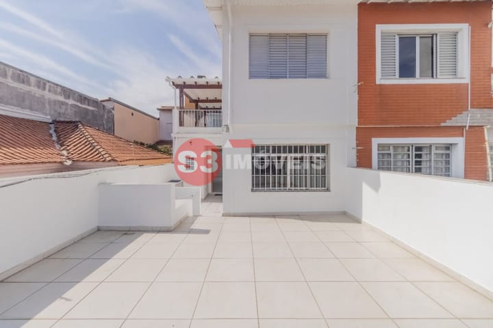 Casa à venda com 3 quartos, 145m² - Foto 1