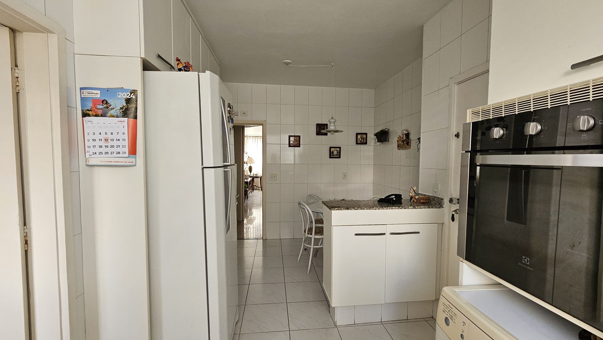 Apartamento à venda com 3 quartos, 131m² - Foto 9