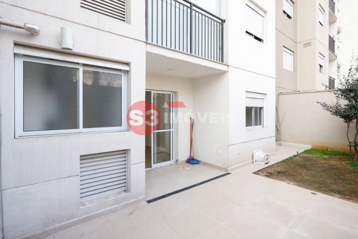 Apartamento à venda com 2 quartos, 83m² - Foto 3