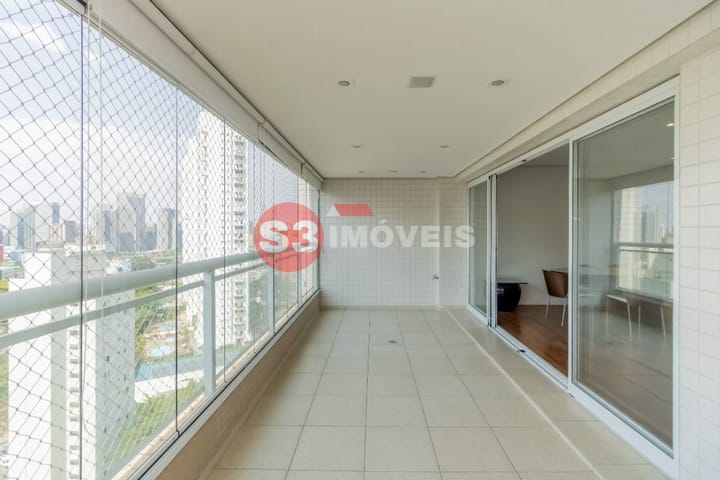 Apartamento à venda com 3 quartos, 184m² - Foto 8