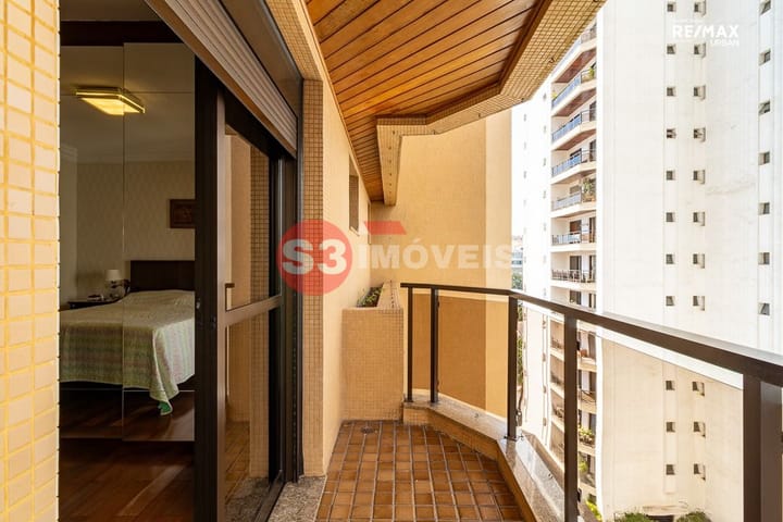 Apartamento à venda com 4 quartos, 250m² - Foto 24