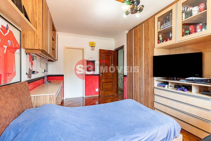 Casa à venda com 4 quartos, 348m² - Foto 18