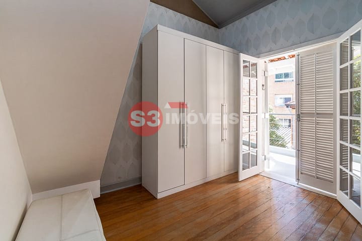 Casa à venda com 3 quartos, 280m² - Foto 27