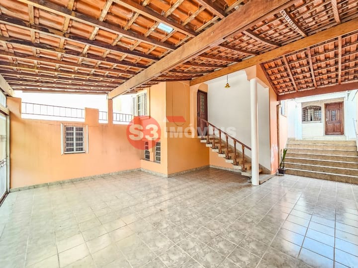 Casa à venda com 2 quartos, 210m² - Foto 9