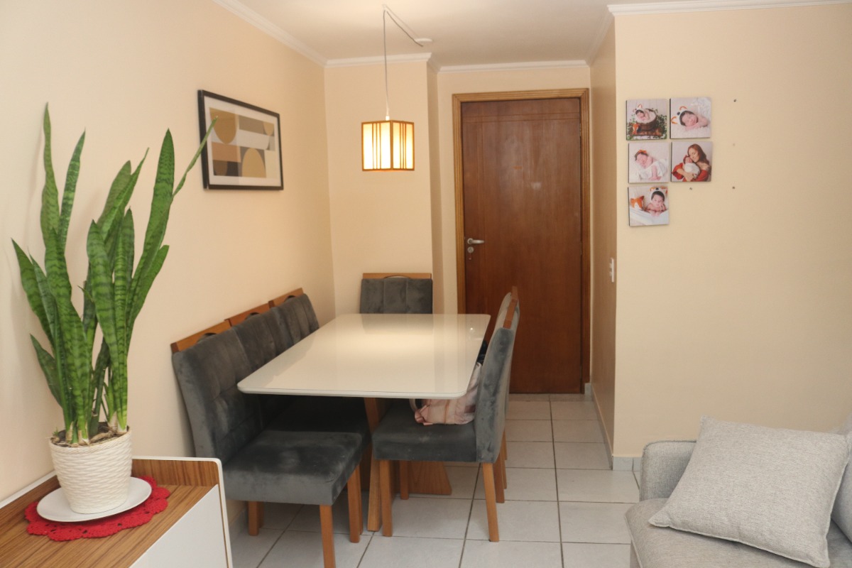 Apartamento à venda com 2 quartos, 48m² - Foto 3