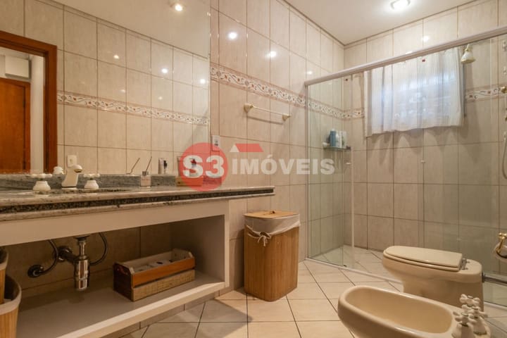 Casa à venda com 3 quartos, 230m² - Foto 32