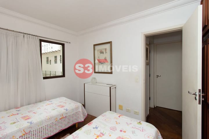 Apartamento à venda com 3 quartos, 97m² - Foto 15