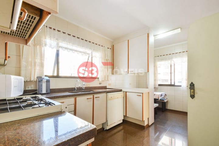 Apartamento à venda com 4 quartos, 175m² - Foto 31