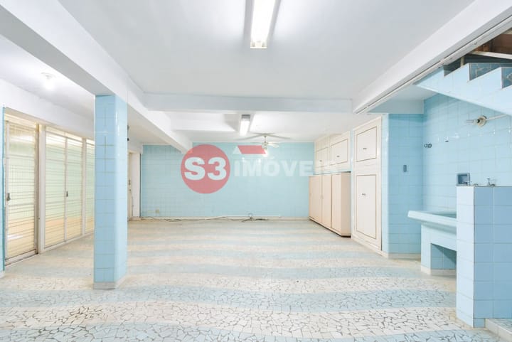 Casa à venda com 3 quartos, 282m² - Foto 18