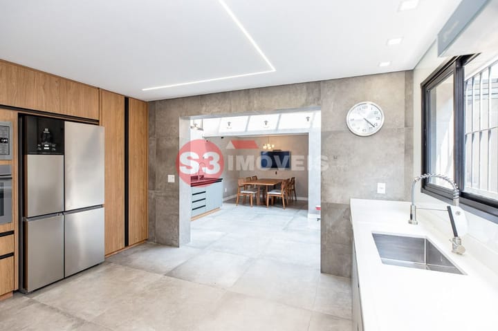 Casa à venda com 3 quartos, 186m² - Foto 18