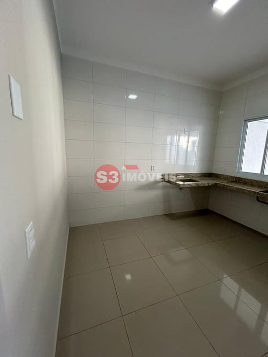 Casa à venda com 3 quartos, 93m² - Foto 11