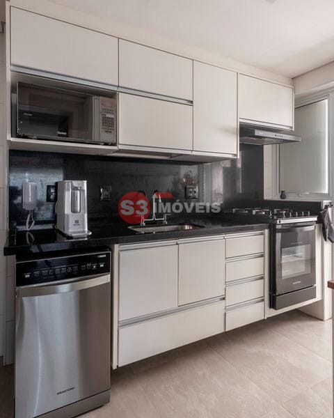 Apartamento à venda com 3 quartos, 99m² - Foto 15