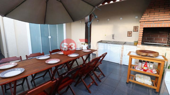 Casa à venda com 3 quartos, 350m² - Foto 36