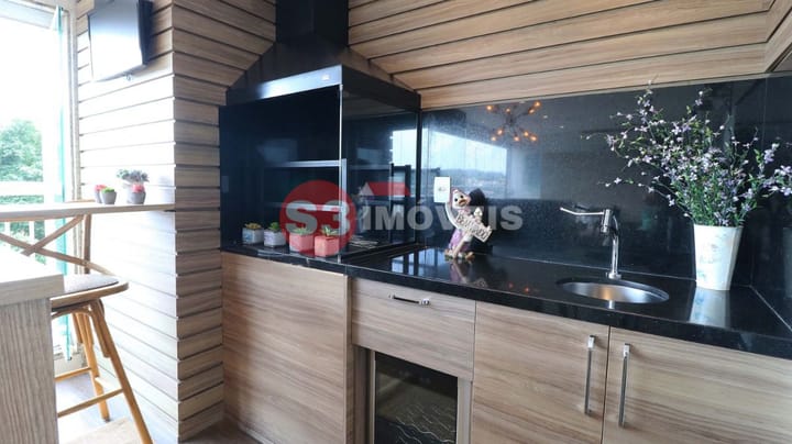 Apartamento à venda com 3 quartos, 146m² - Foto 11