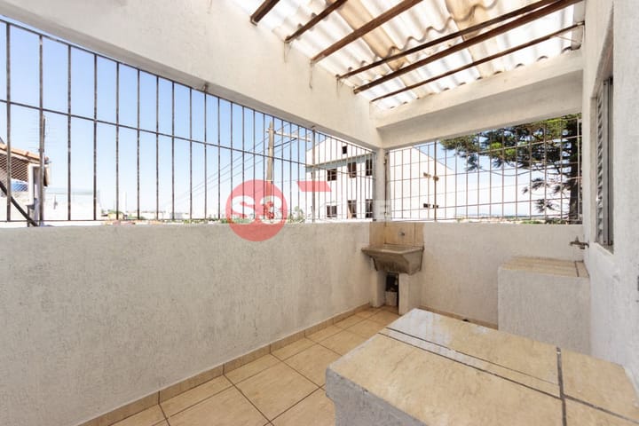 Casa à venda com 5 quartos, 210m² - Foto 32