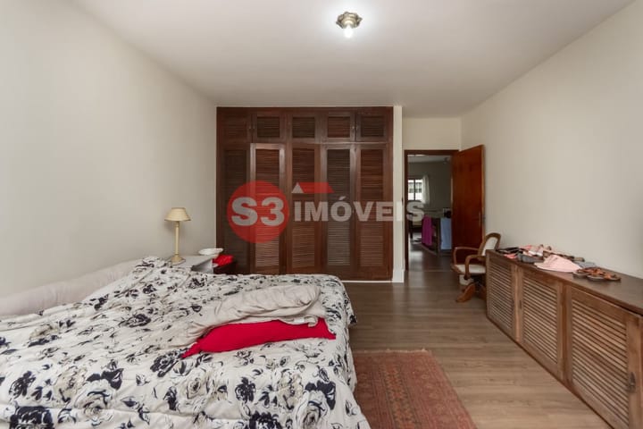 Casa à venda com 3 quartos, 700m² - Foto 21