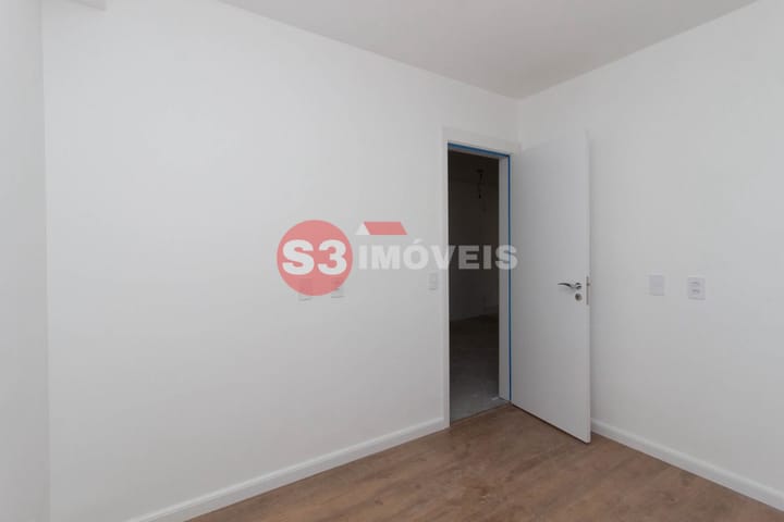 Apartamento à venda com 2 quartos, 68m² - Foto 11