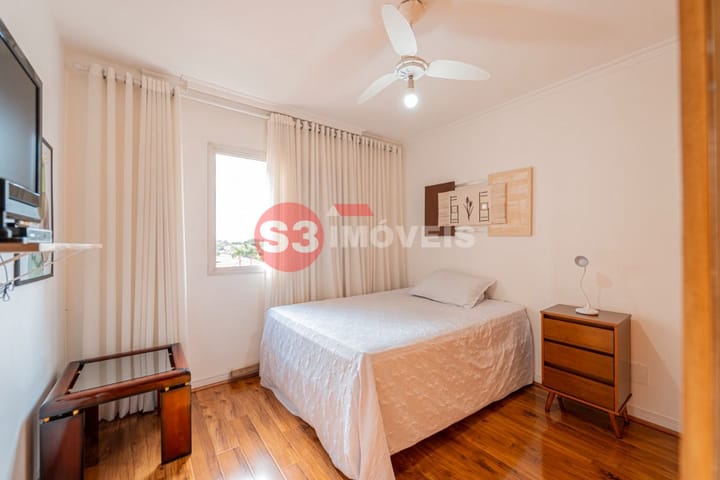 Apartamento à venda com 2 quartos, 70m² - Foto 23