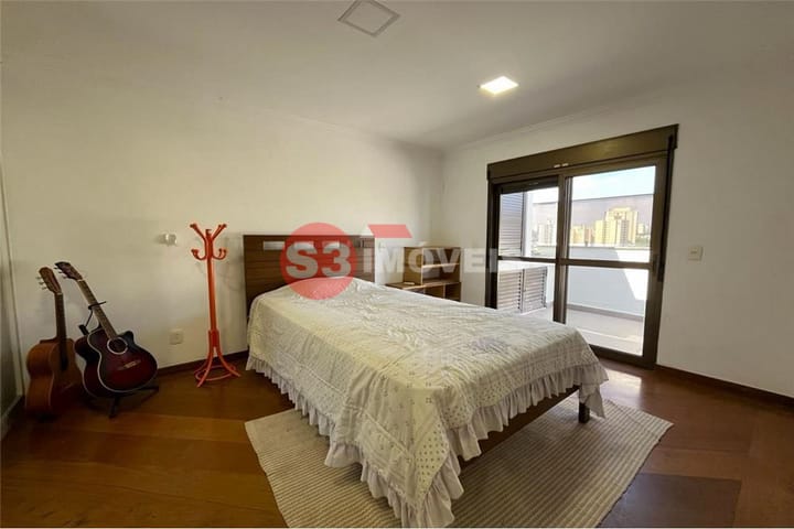 Cobertura à venda com 3 quartos, 246m² - Foto 11