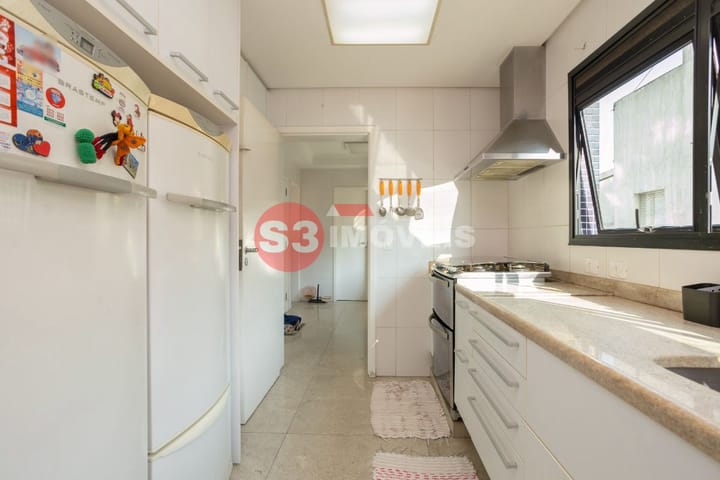 Apartamento à venda com 4 quartos, 235m² - Foto 14