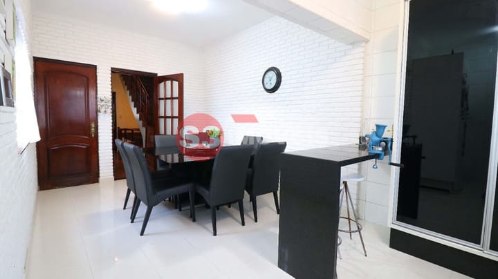 Casa à venda com 3 quartos, 350m² - Foto 16