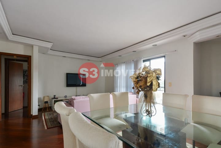 Apartamento à venda com 3 quartos, 144m² - Foto 9