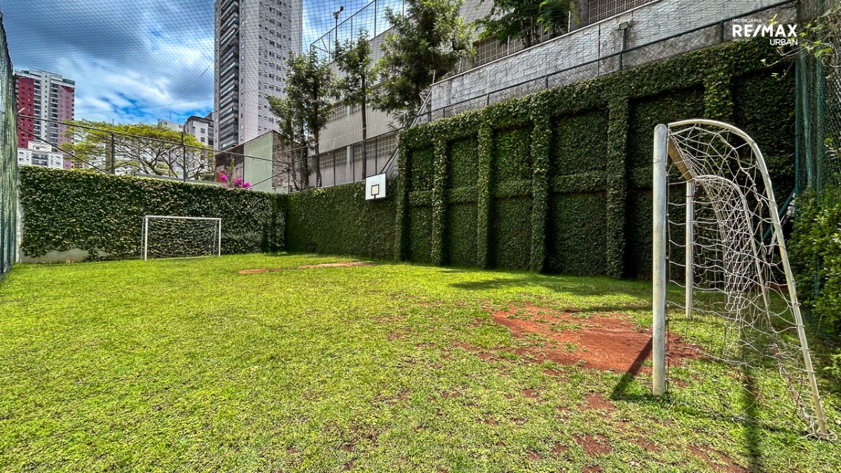 Apartamento à venda com 4 quartos, 146m² - Foto 31