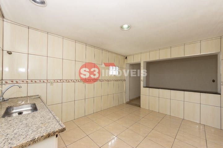 Casa à venda com 5 quartos, 210m² - Foto 29