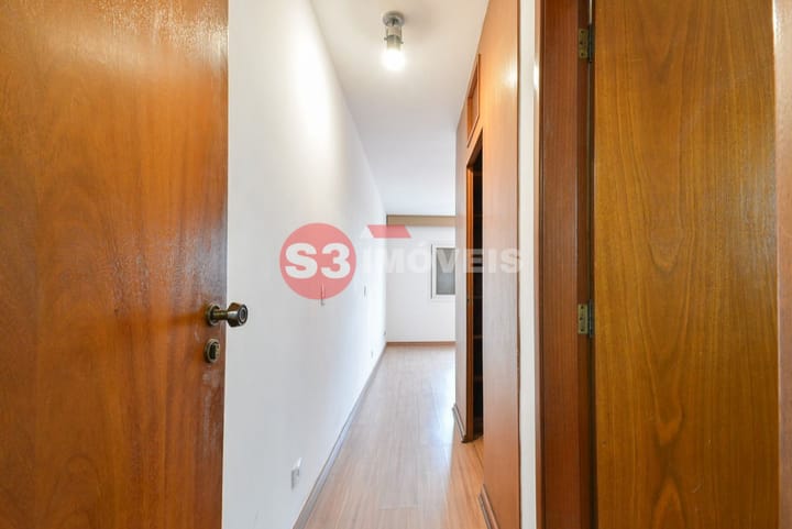 Casa à venda com 4 quartos, 331m² - Foto 50