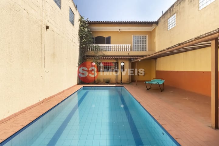 Casa à venda com 3 quartos, 380m² - Foto 1