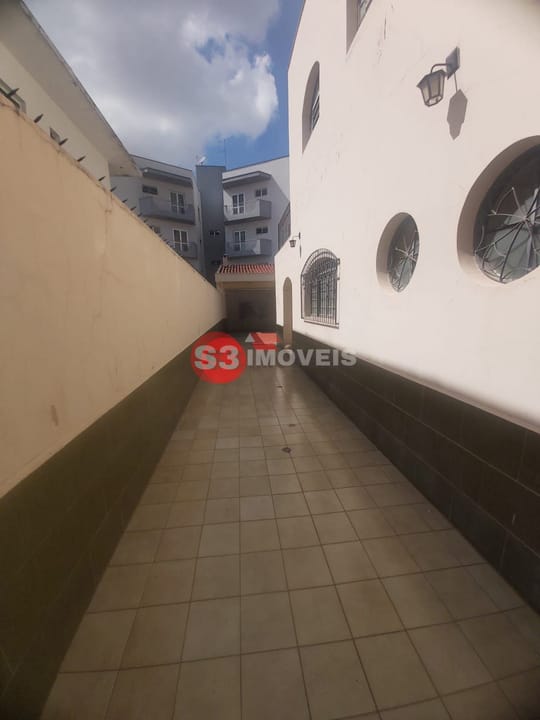 Casa à venda com 4 quartos, 290m² - Foto 12