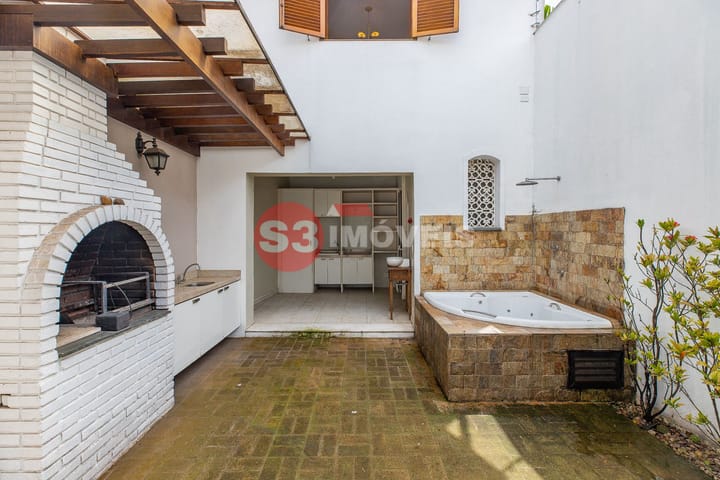 Casa à venda com 4 quartos, 230m² - Foto 20