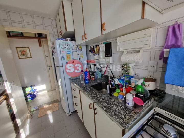 Apartamento à venda com 1 quarto, 50m² - Foto 5