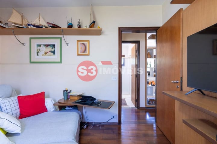 Casa à venda com 4 quartos, 240m² - Foto 35