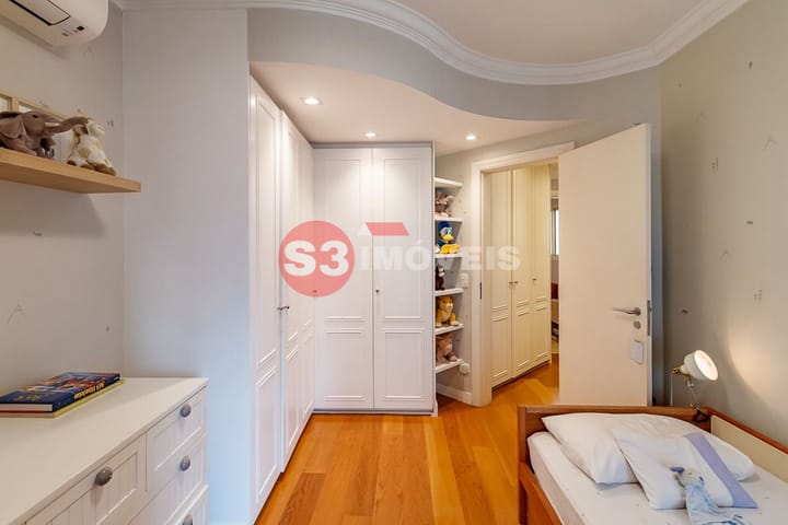 Apartamento à venda com 3 quartos, 225m² - Foto 24