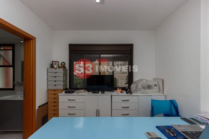 Apartamento à venda com 4 quartos, 208m² - Foto 17