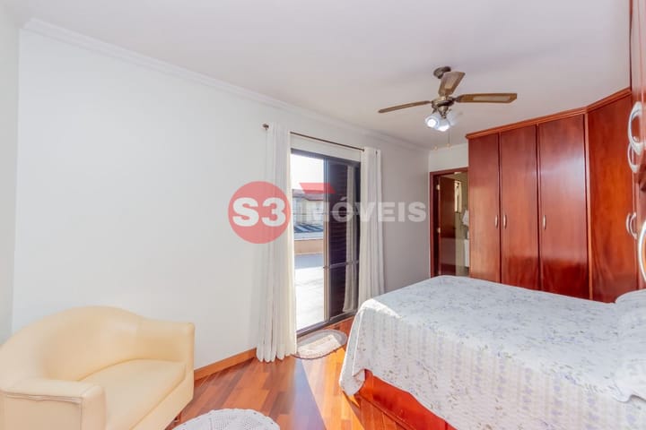 Casa à venda com 3 quartos, 202m² - Foto 13