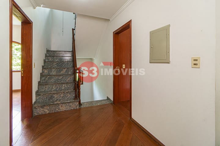 Casa à venda com 4 quartos, 560m² - Foto 25