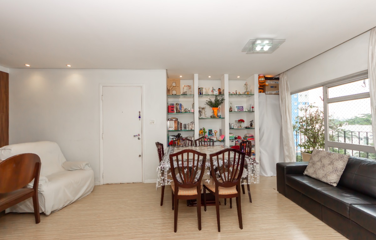 Apartamento à venda com 2 quartos, 78m² - Foto 4