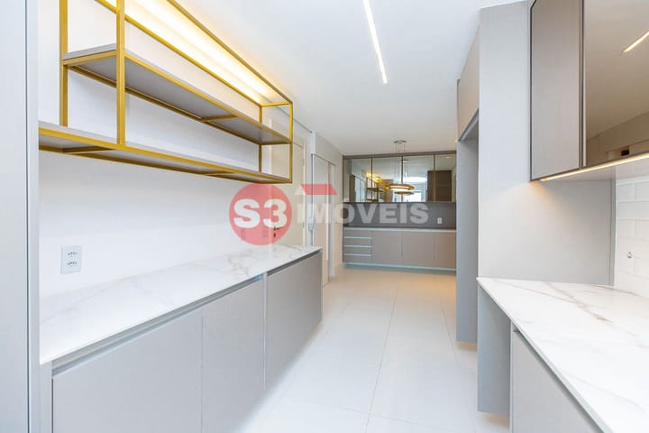 Apartamento à venda com 3 quartos, 244m² - Foto 47