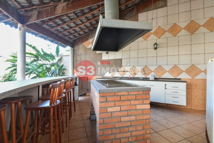 Casa à venda com 4 quartos, 450m² - Foto 55